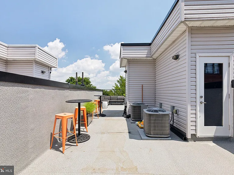 1506 N Philip St — Photo 44