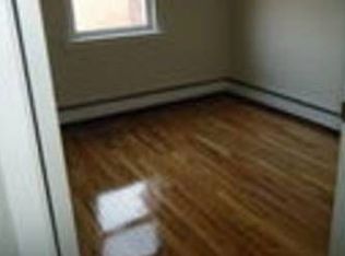 2543 23rd St, Long Island City, NY 11102