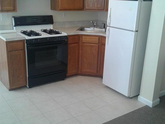 2nd image of 250 Stafford Ave