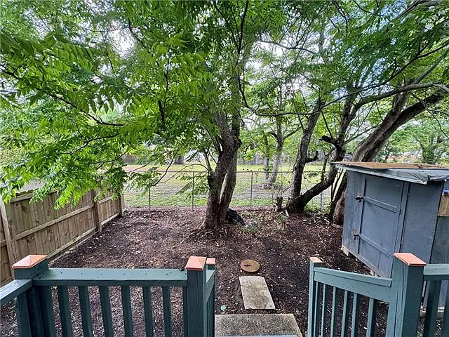 1323 Nunez St — Photo 10
