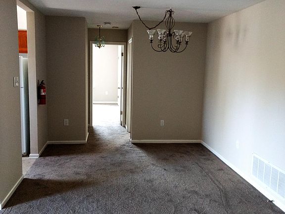 Dining Area with access to Kitchen and Bedrooms