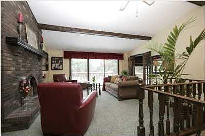 2nd image of 5440 Kies St NE