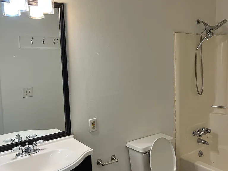 1468 Bridgestone Dr — Photo 17