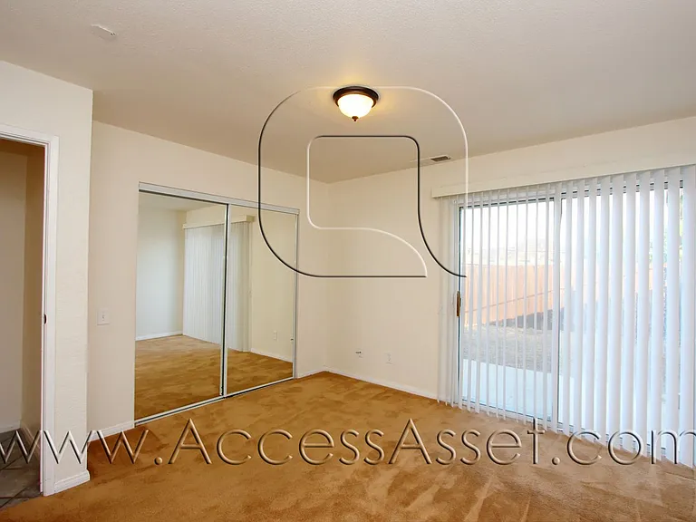 23685 Casa Bonita Ave — Photo 10