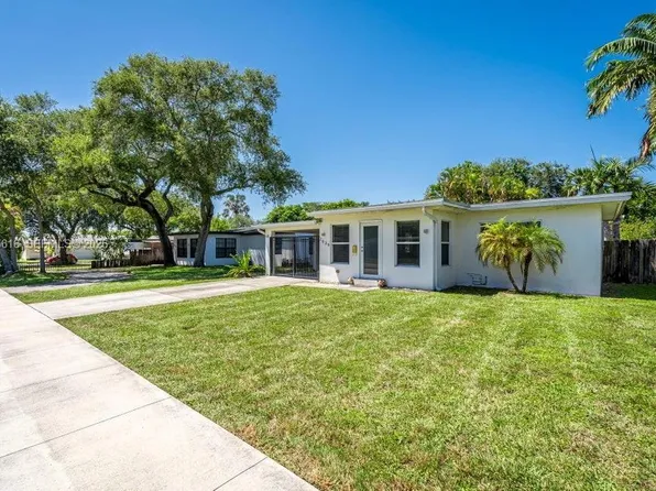 2539 Coolidge St, Hollywood, FL 33020