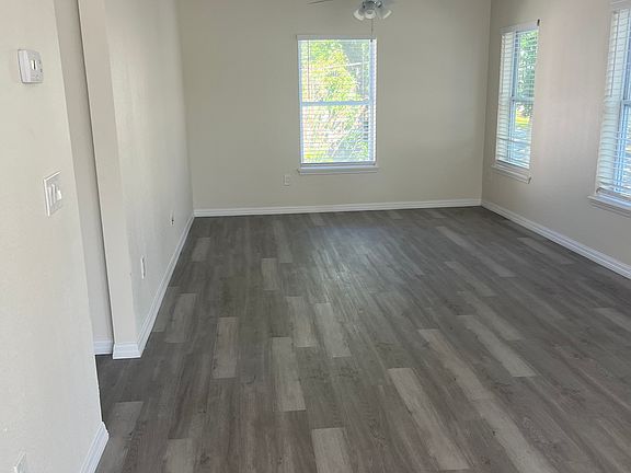 3rd image of 1026 E Anderson St #B