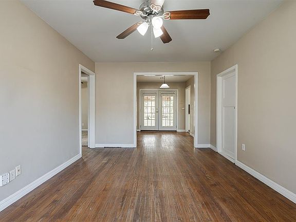 4th image of 2208 Brighton Ave