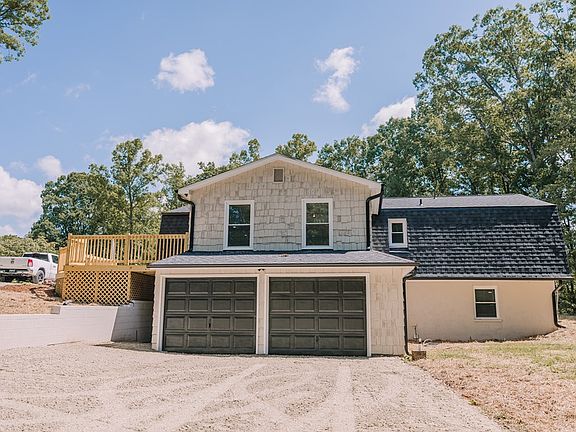 5th image of 440 Peacock Acres Trl