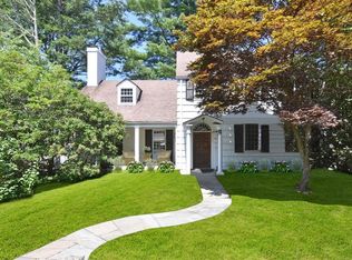 91 Summit Ave, Bronxville, NY 10708