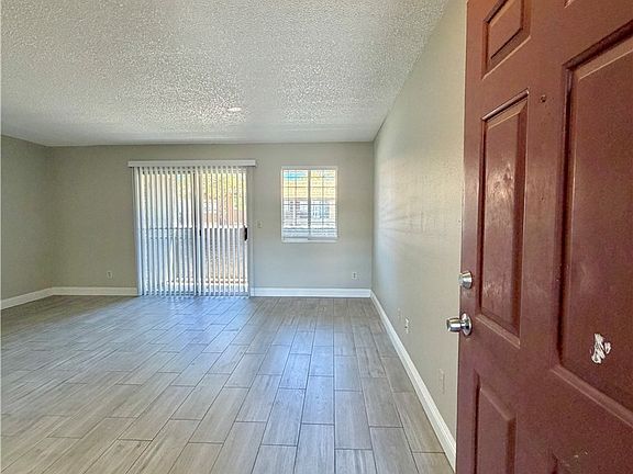 4th image of 2750 S Durango Dr APT 1032
