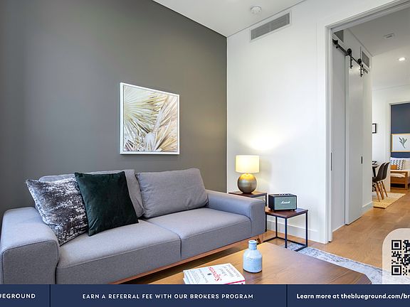 4th image of 31 Prince St #2B