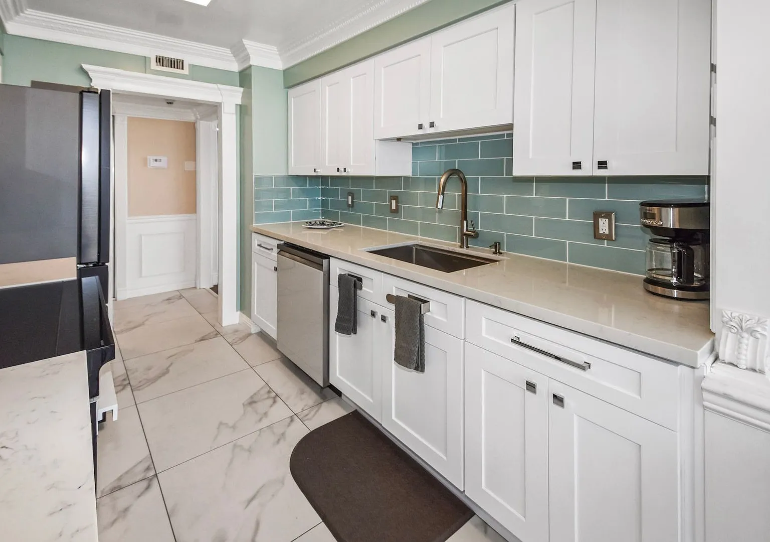 1830 Avenida Del Mundo Unit #1711 — Photo 4