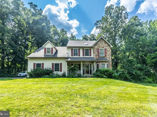 101 Rachel Ln, Coatesville, PA 19320