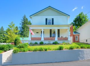 3200 Vicker Switch Rd, Christiansburg, VA 24073