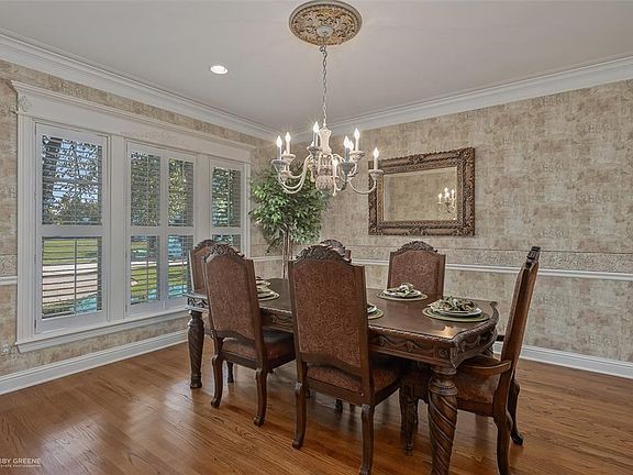 3rd image of 22 Provident Oaks