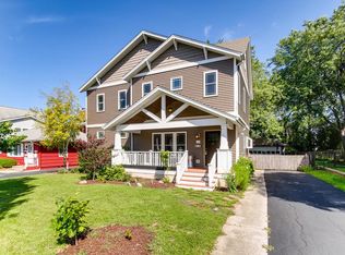 540 Davis St, Downers Grove, IL 60515