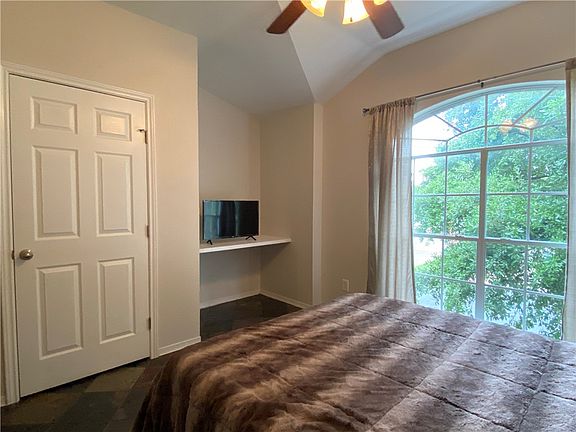 5th image of 9201 Linkmeadow Dr