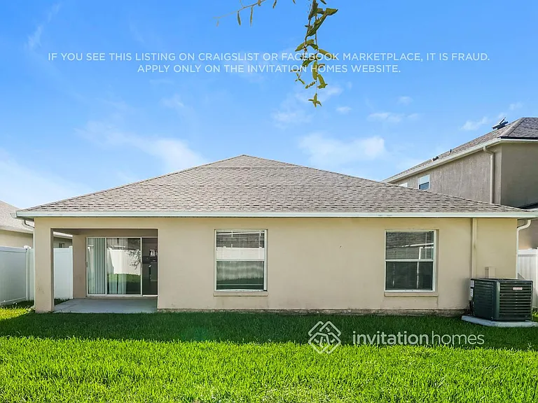 7413 Pulteney Dr — Photo 16