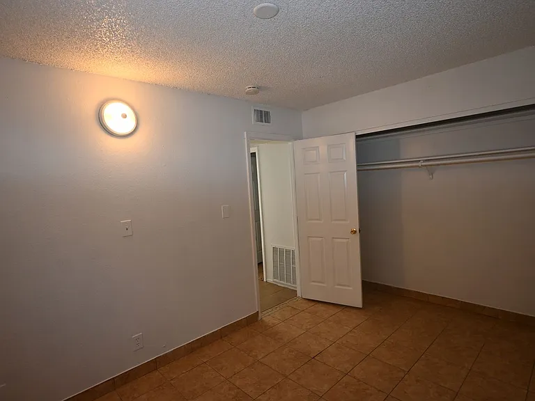 2301 Stewart Ave #A — Photo 18