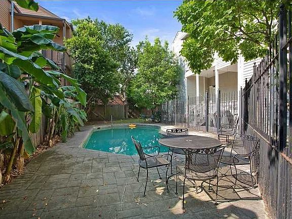 5th image of 5024 Prytania St