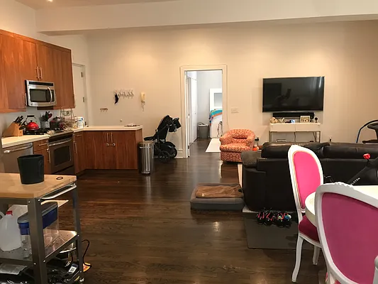 Rented by Triumph Property Group | media 3