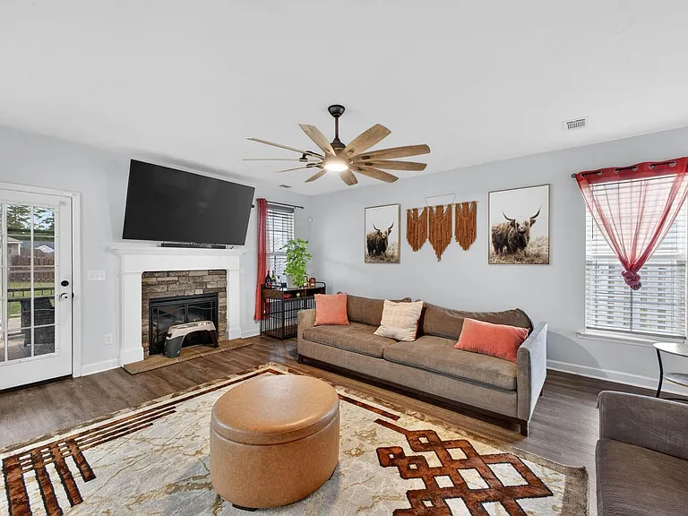 537 Jensen Ln — Photo 30