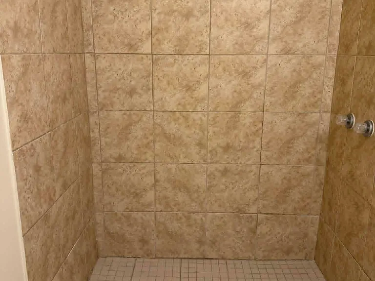 1928 W Diamond St #2 — Photo 11