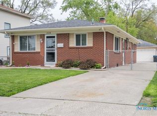 2048 Blandin Ave, Oregon, OH
