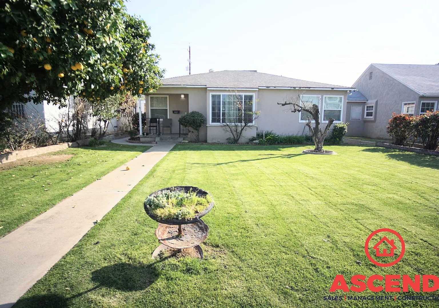 Stunning Home in Downtown Area! — Photo 1