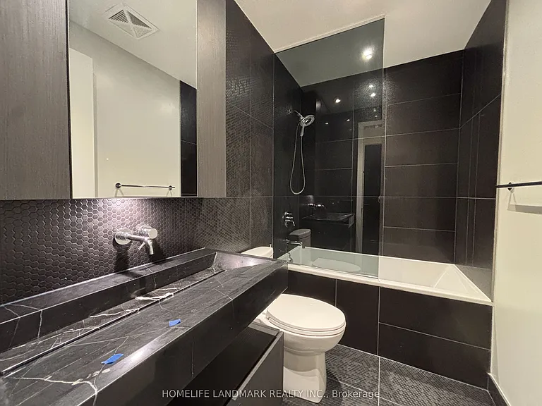 11 Yorkville Ave #5006 — Photo 16