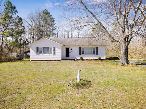 3301 Luttrellville Ln, Farnham, VA 22460