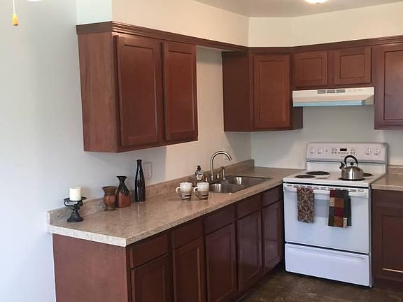 3rd image of 9136 E 10th St #2
