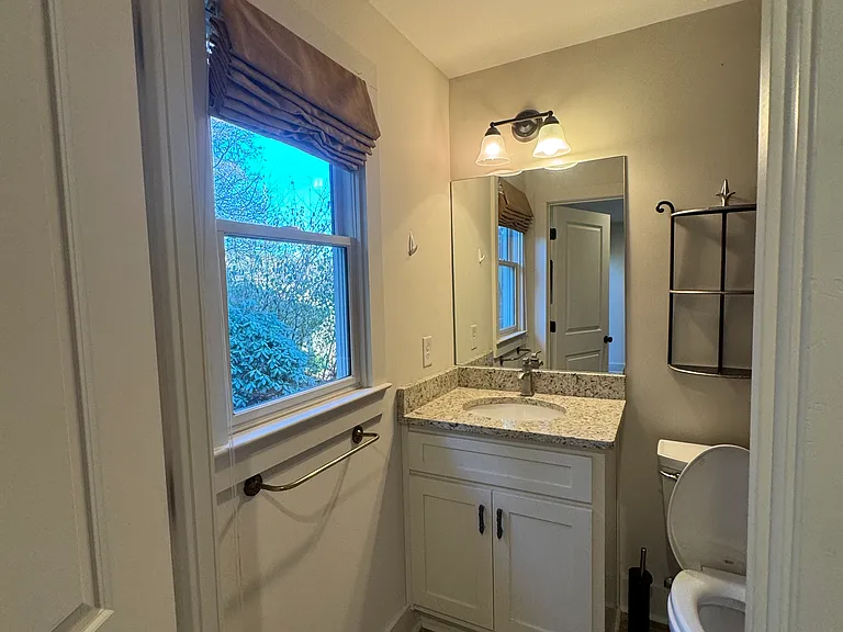 104 Hamby St — Photo 37