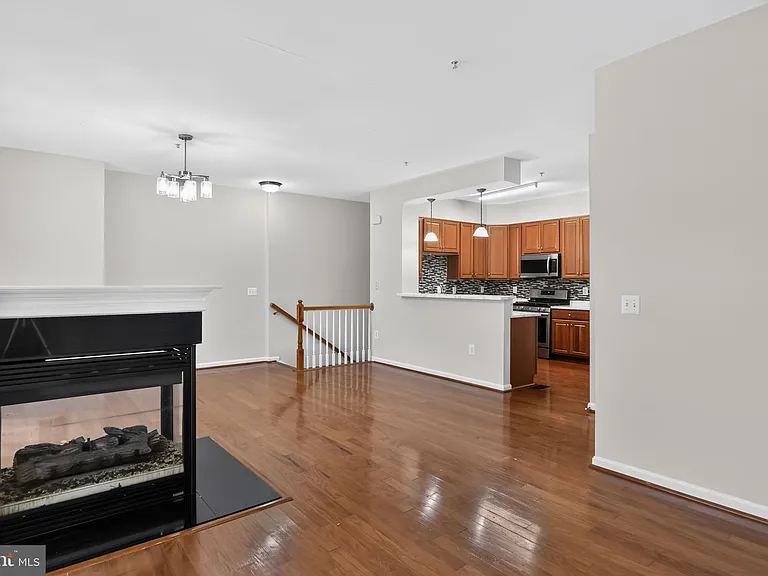 13945 Hollow Wind Way #101 — Photo 3