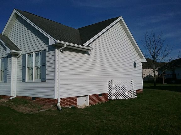 3rd image of 248 Dogwood Dr