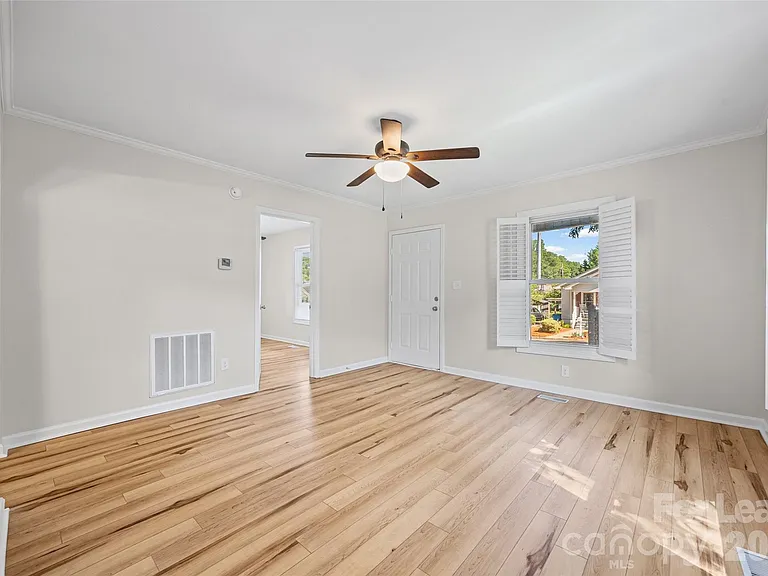 103 Rankin St — Photo 5