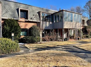 305 Grady Ave APT B2, Tryon, NC 28782