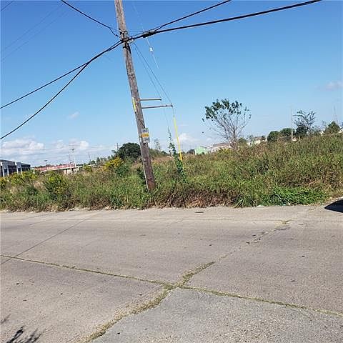 1st image of 3507 Louisa St