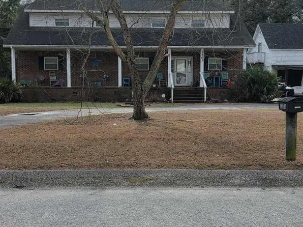 1303 Duck Pond Rd, Florence, SC 29506