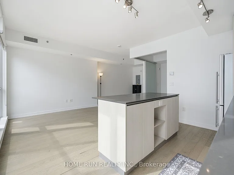 199 Slater St #1007 — Photo 13