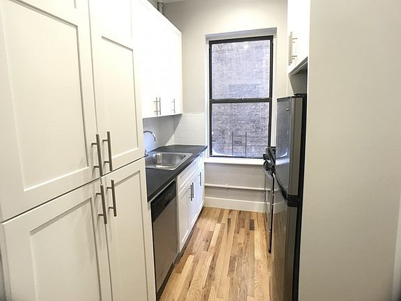 3rd image of 540 W 165th St APT 3B