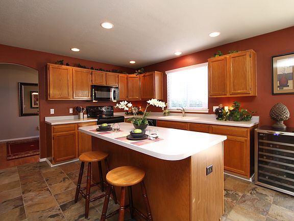 Spacious kitchen