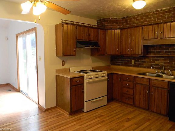 4th image of 6029 Andover Blvd