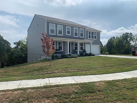 3rd image of 119 Wedgewood Ct