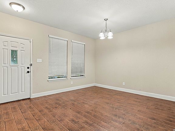 3rd image of 7738 Paraiso Cir