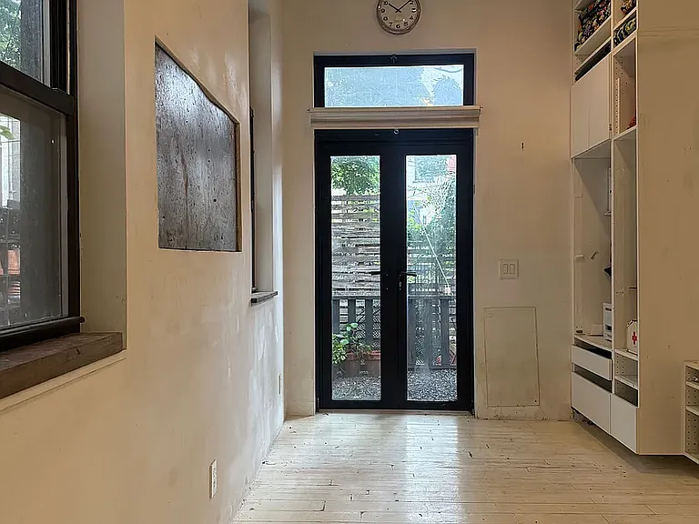 29 Covert St #1 — Photo 8