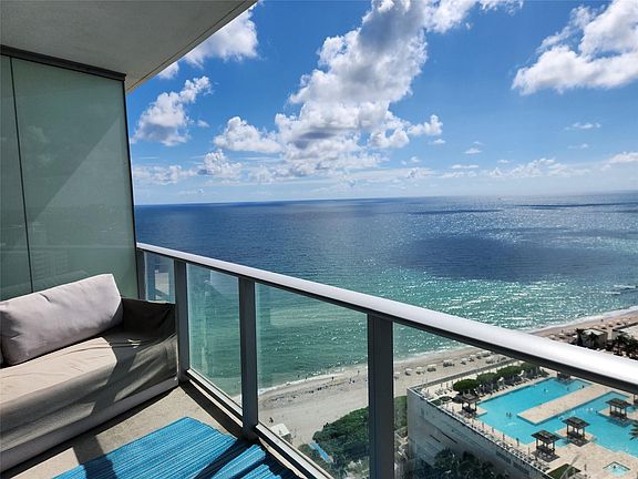 4th image of 4111 S Ocean Drive #2107