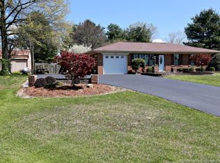 6128 Stiller Rd, Floyds Knobs, IN 47119