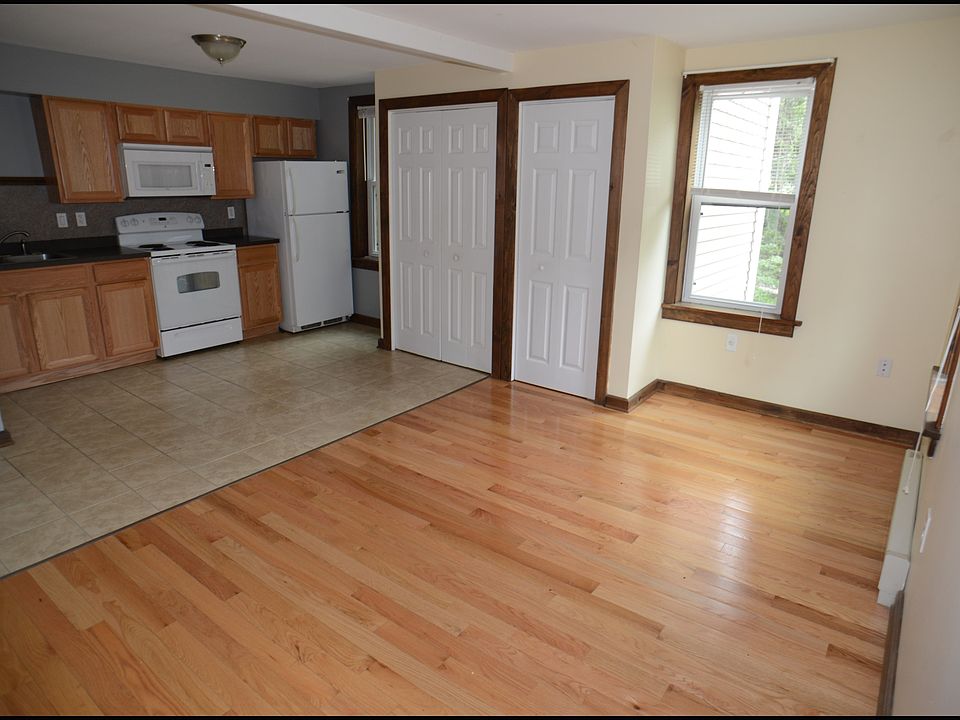 Open Floorplan LVRM Kitchen