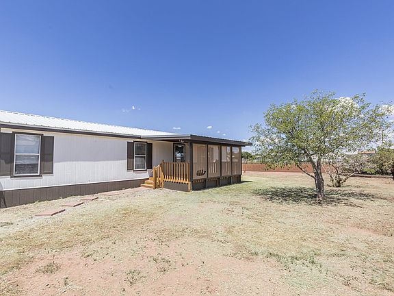 2nd image of 2 Desert Dr